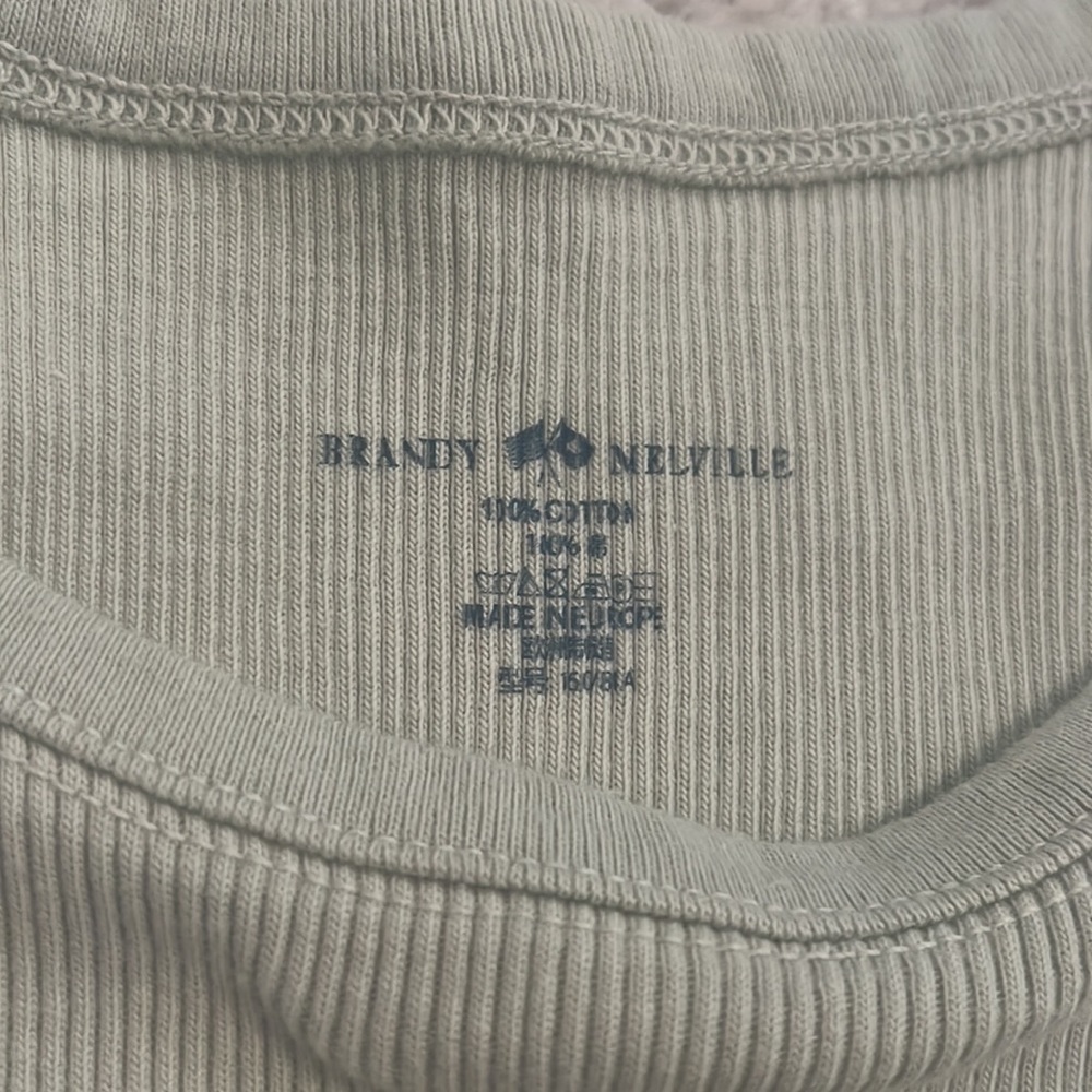 *NWOT* Brandy Melville Long Tank - Picture 3 of 3